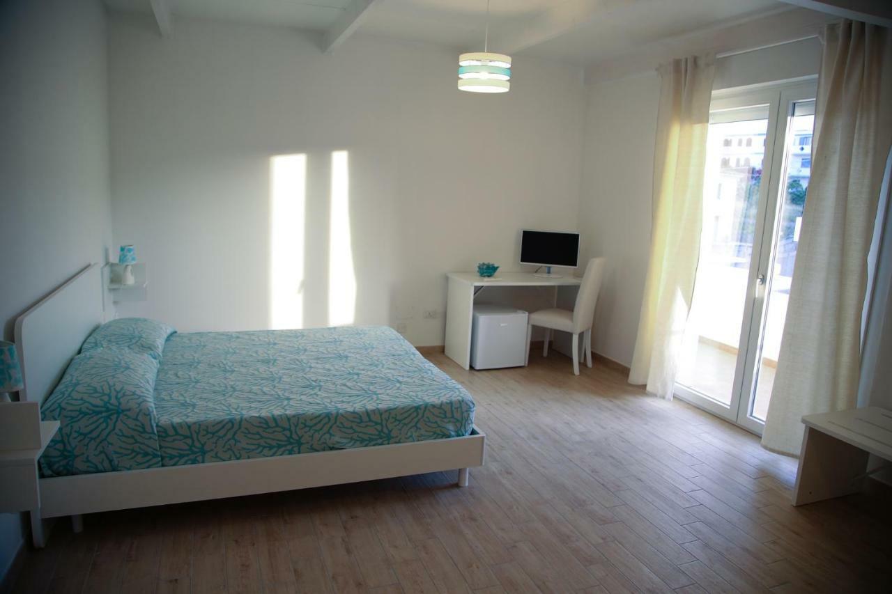 B&B Le Tre Spiagge Calasetta Dış mekan fotoğraf